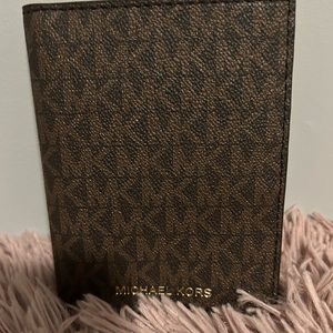Micheal Kors passport holder